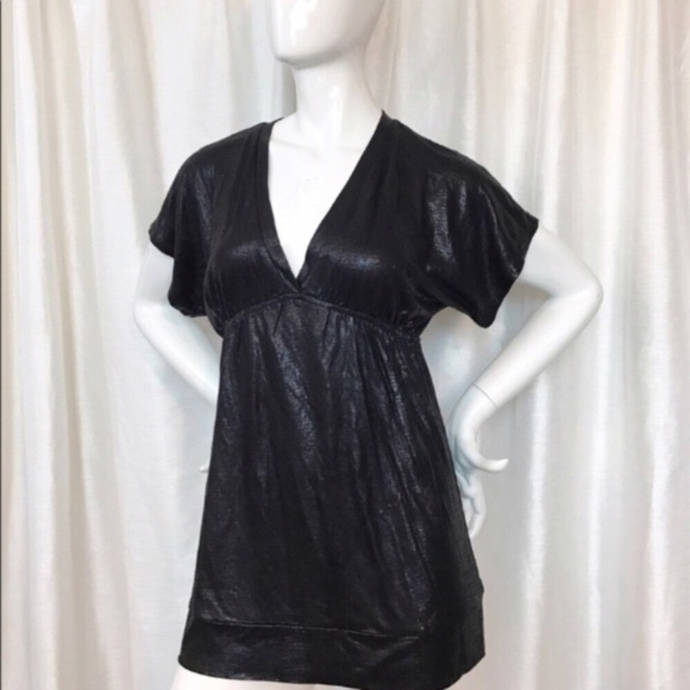 Forever 21 Black Python Print Top - Picture 2 of 5